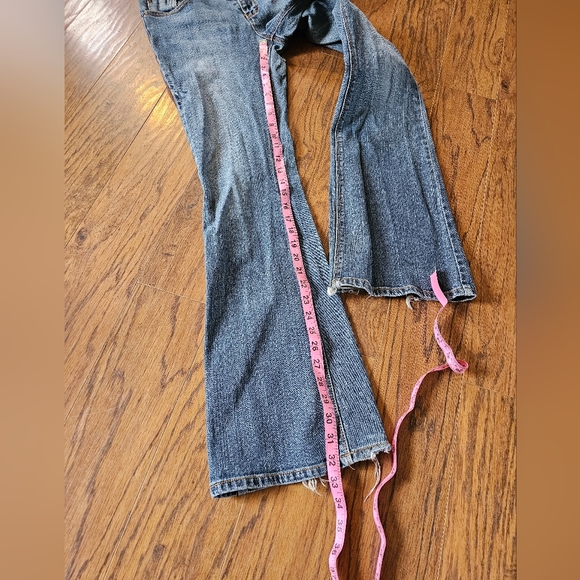 SO Jean's - Picture 8 of 11